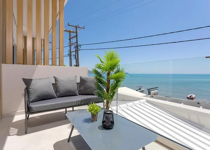 Akrogiali Luxury View