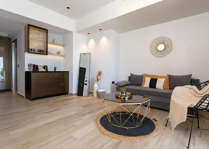 Akrogiali Luxury View *