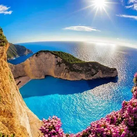 Akrogiali Luxury View