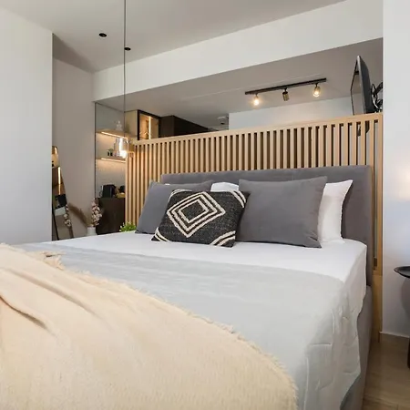 Akrogiali Luxury View