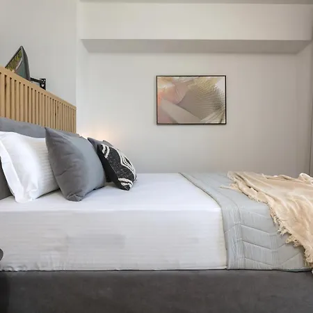 Akrogiali Luxury View