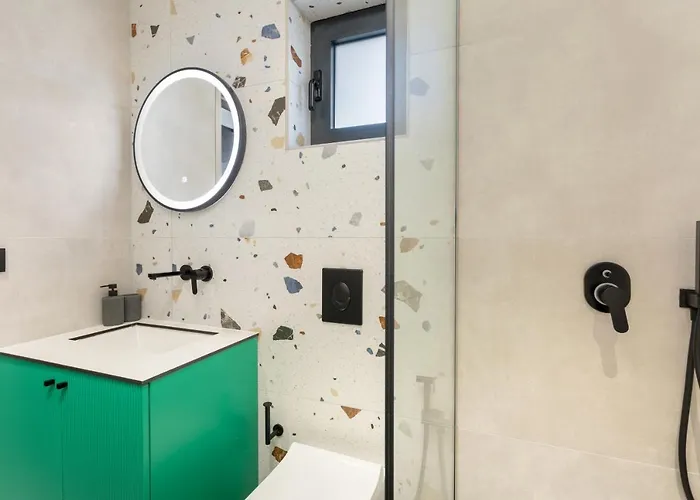 Akrogiali Luxury View *